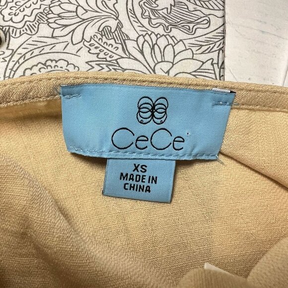 Cece Bow tie Tank in Beige Tan V-neck Size XS - Picture 5 of 6